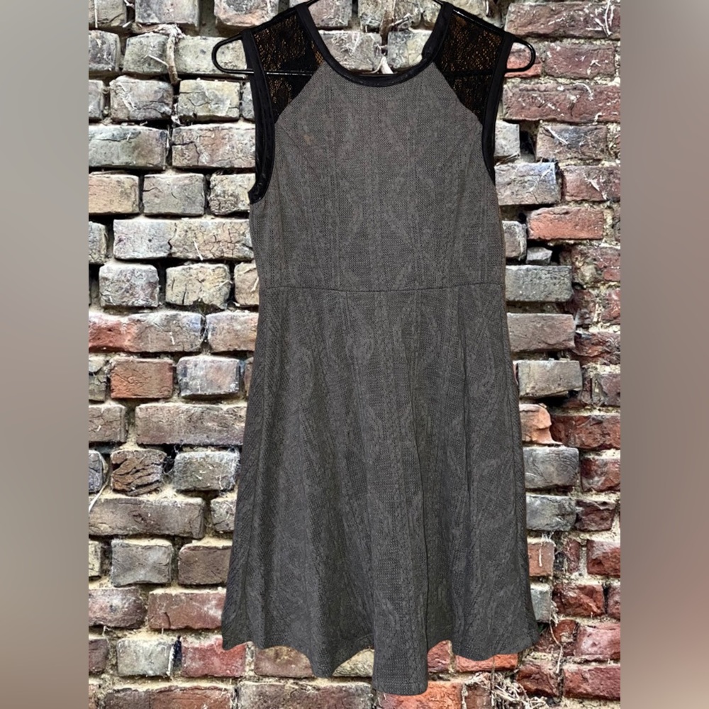 🖤 Simply Cute Dress